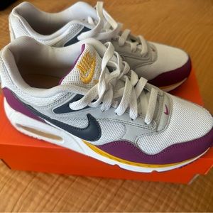Nike Air Max Correlate - Women's White/Gold/Purple Running Shoes
